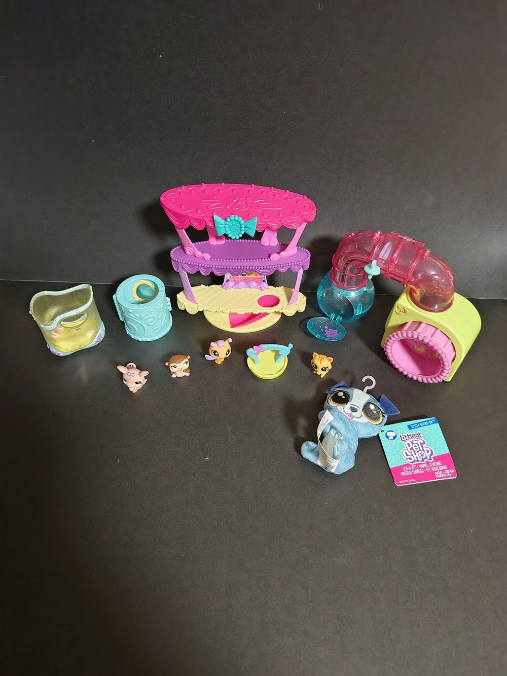 Retired Hasbro Littlest Pet Shop Hamster Hideout, Clubhouse, Plush, 4 Pets More